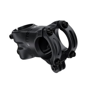 TRUVATIV ATMOS STEM 7K 31.8MM CLAMP 6MM RISE 1-1/8 STEERER BEAD A1: BLAST BLACK WITH BLACK LOGOS 40MM HST8045000